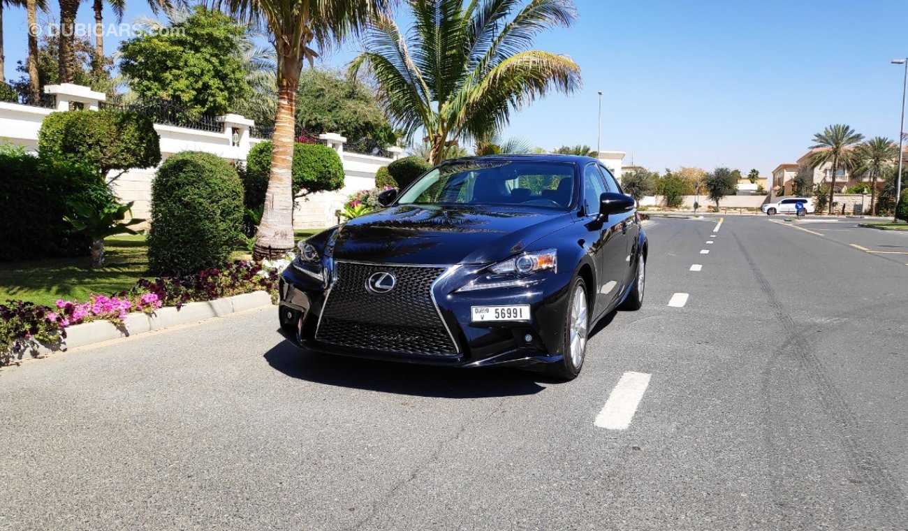 Lexus IS200t