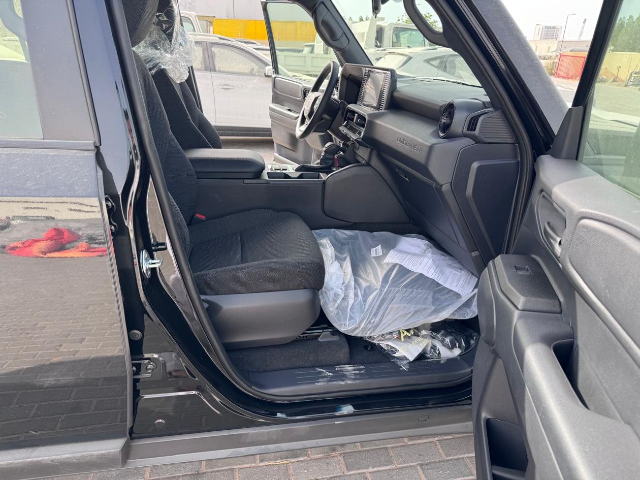 Toyota Prado 2.4L Basic (new shape)