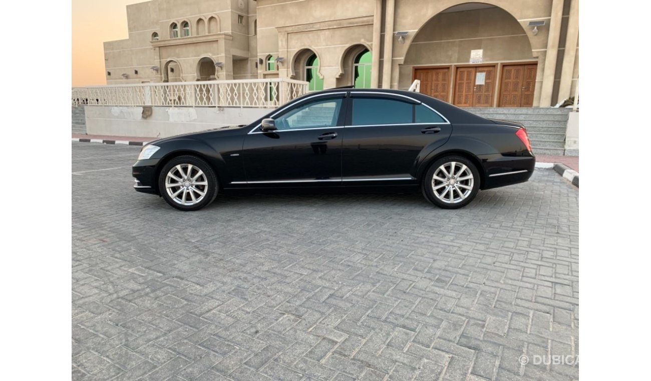 Mercedes-Benz S 550 IMPORT JAPAN VCC 2012 BI TURBO