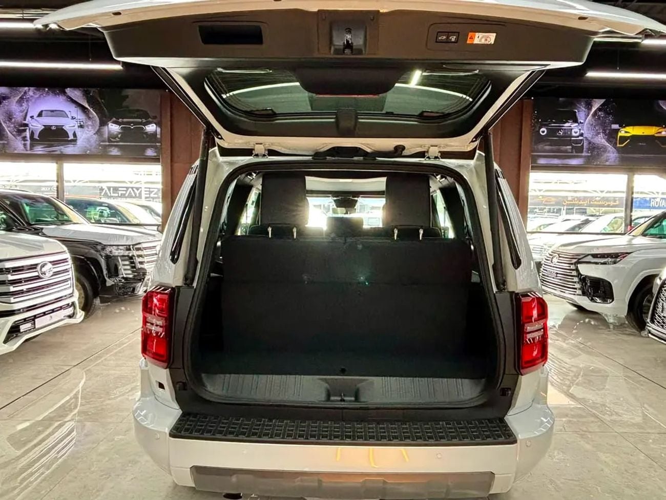 Toyota Prado LUXURY VX European Specs