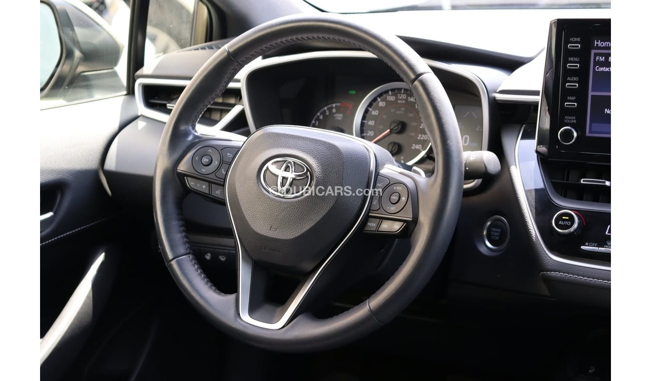 Toyota Corolla Toyota Corolla Hatchback SE / 2019 / Canadian / Low mileage