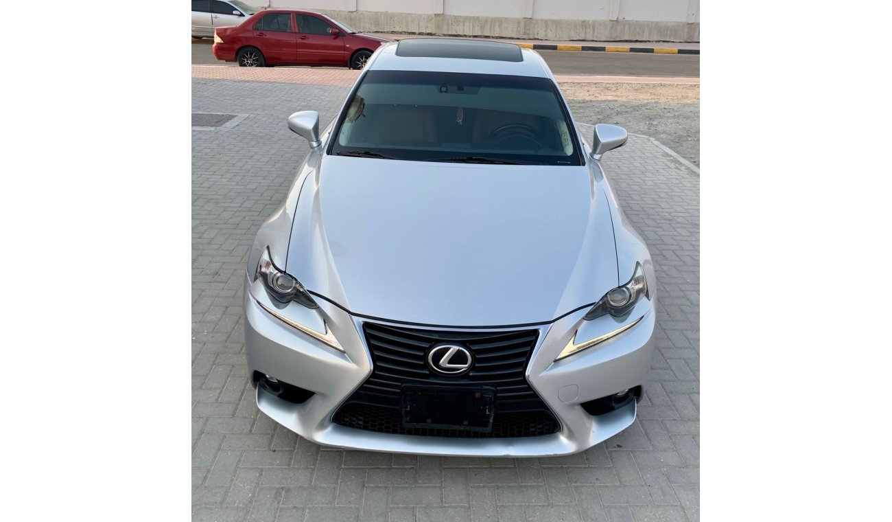 Lexus IS250 Lexus IS 250 / 2015 / GCC / V6 / IN VERY GOOD CONDITION