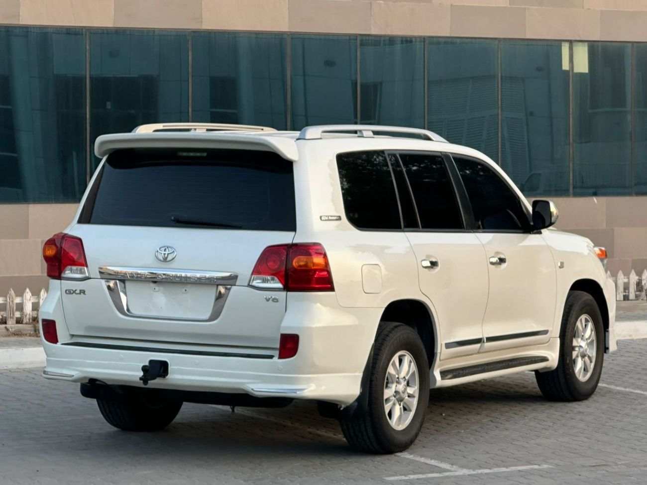 تويوتا لاند كروزر GXR V8 خليجي