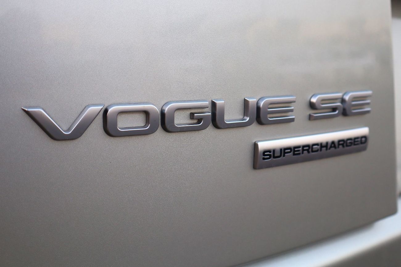 Land Rover Range Rover Vogue SE 5.0L