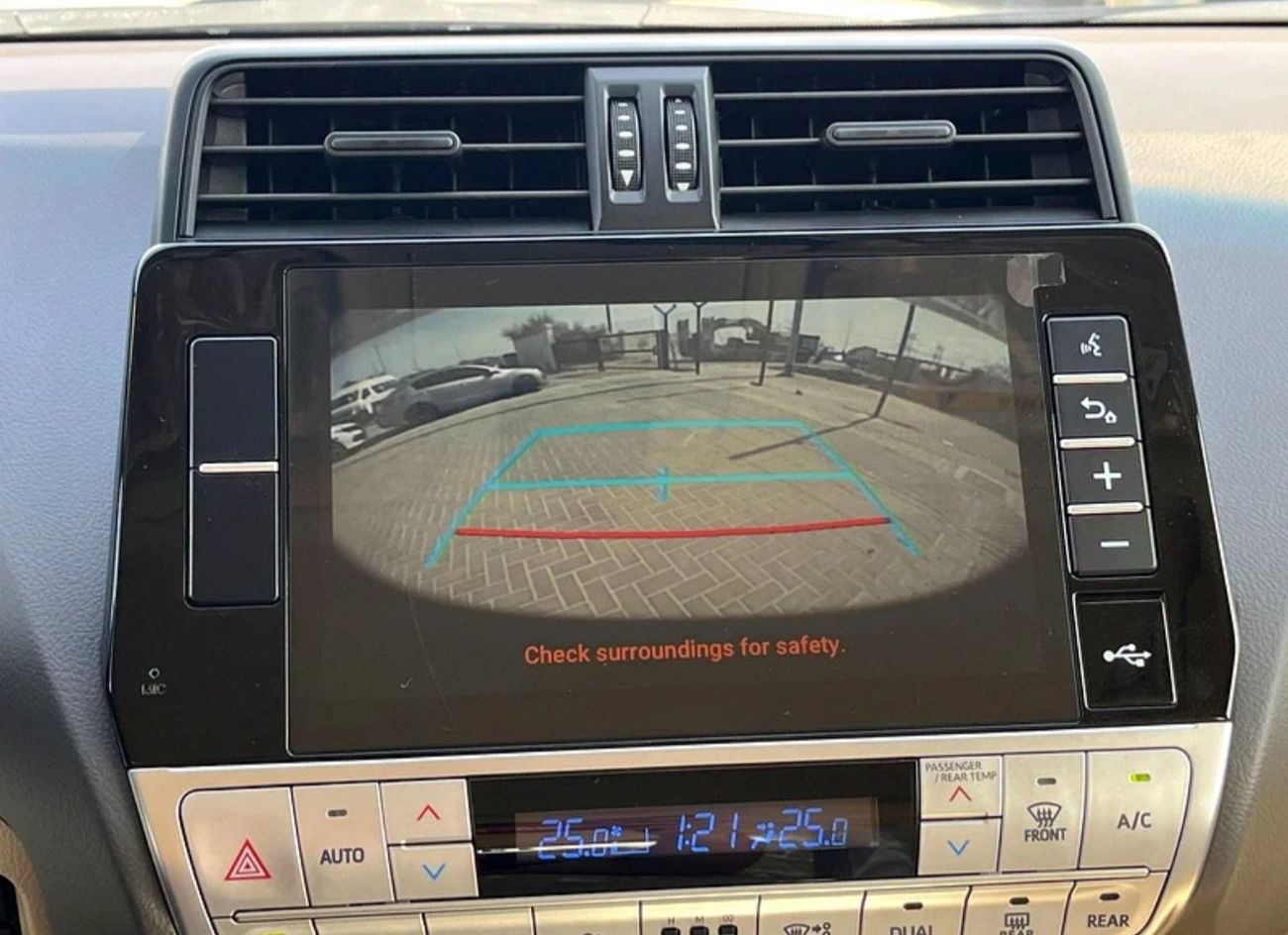 Toyota Prado 2023 VXR Full Option GCC Specification Very Clean and Perfect Condition