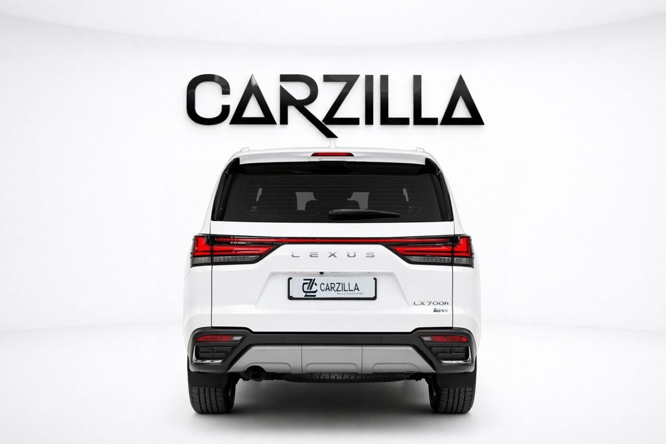 لكزس LX 700h Signature