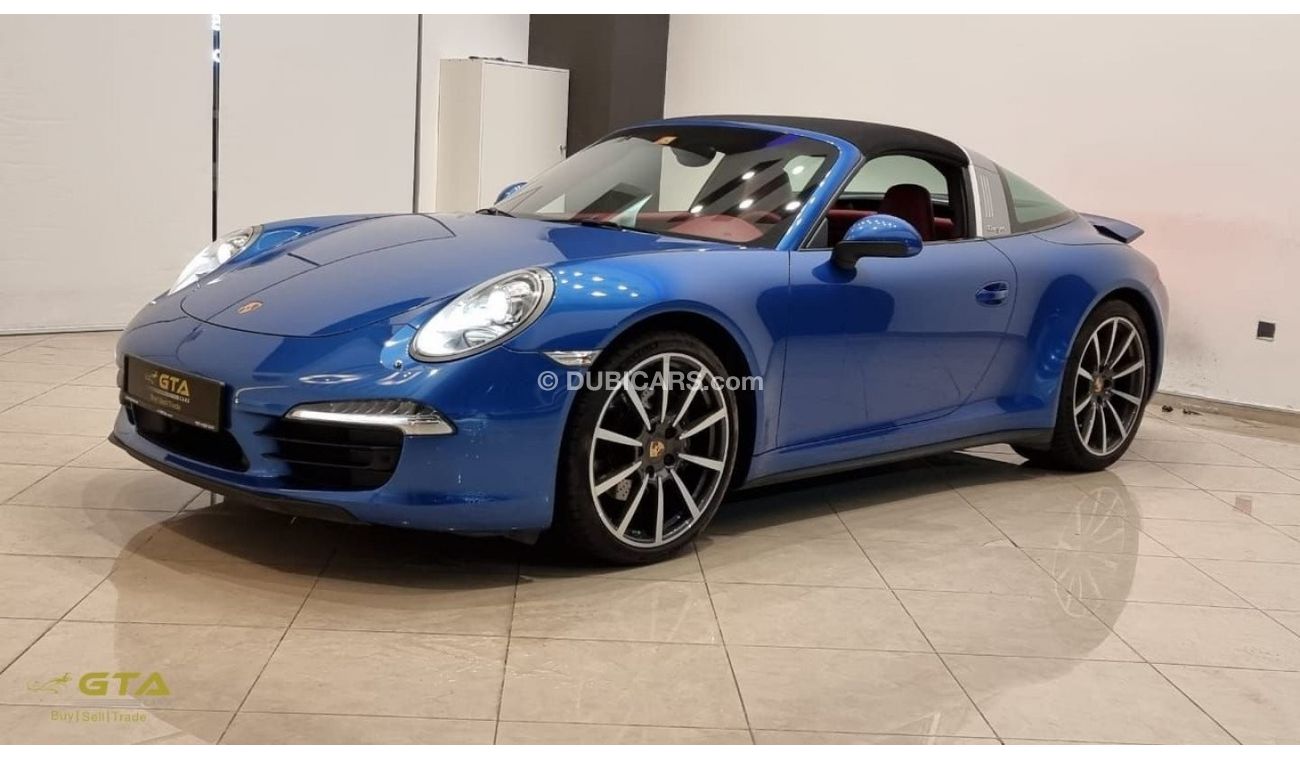 Porsche 911 2015 Porsche 911 TARGA 4, Full Service History, GCC