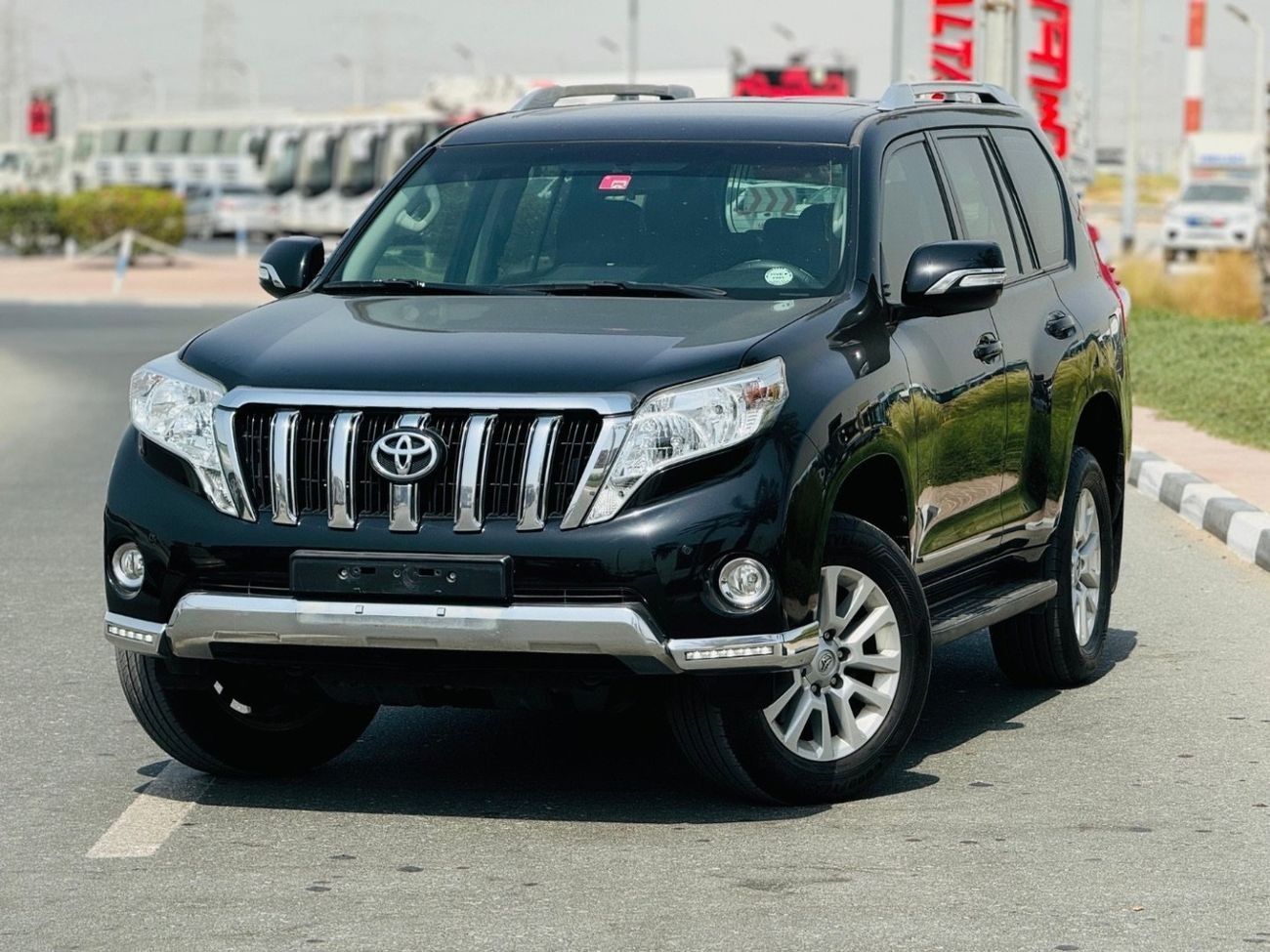 Toyota Prado Toyota prado 2017 V4 black color full options