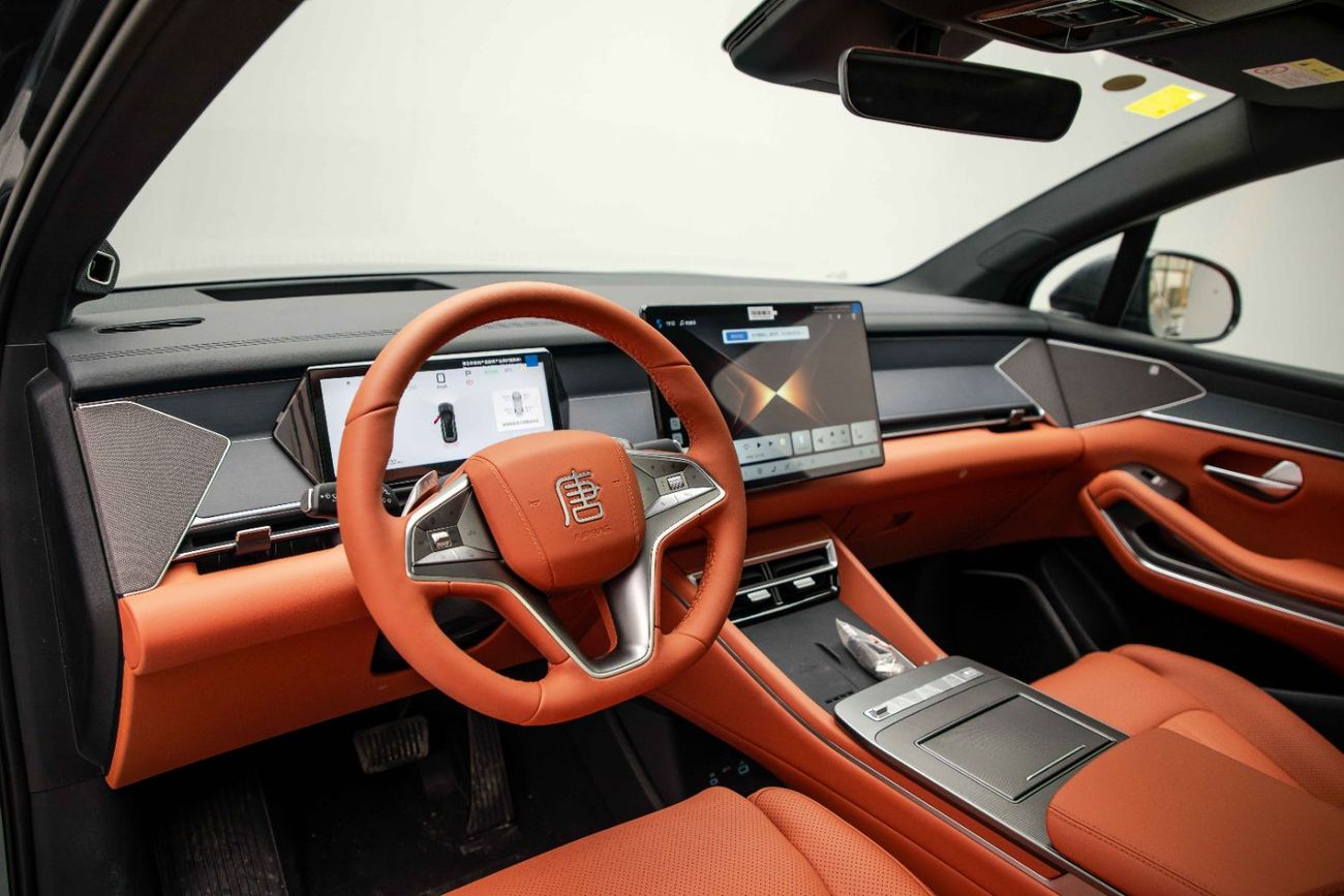 بي واي دي تانغ ل EV RWD