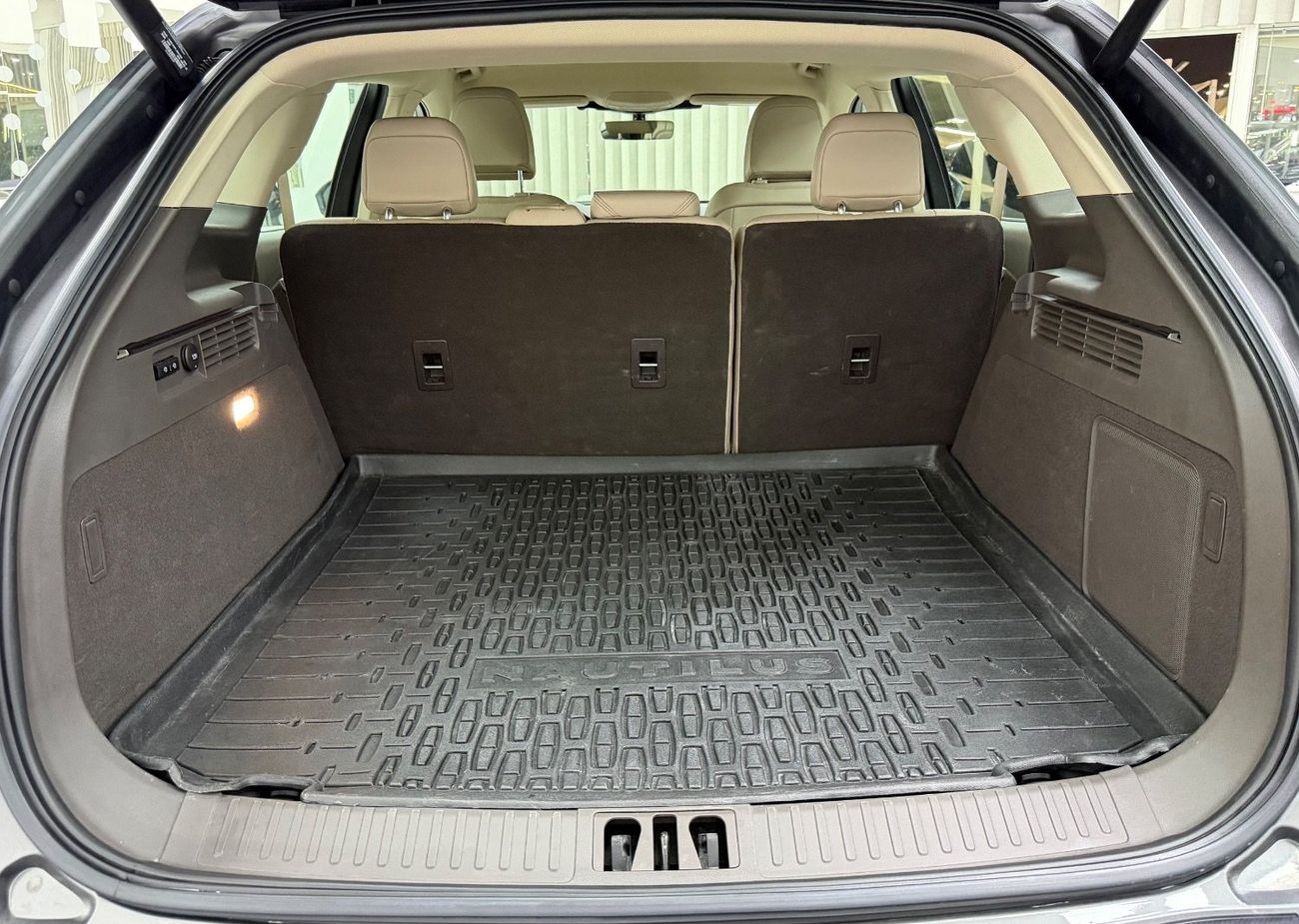 لينكولن ناوتيلوس Select 2.7L