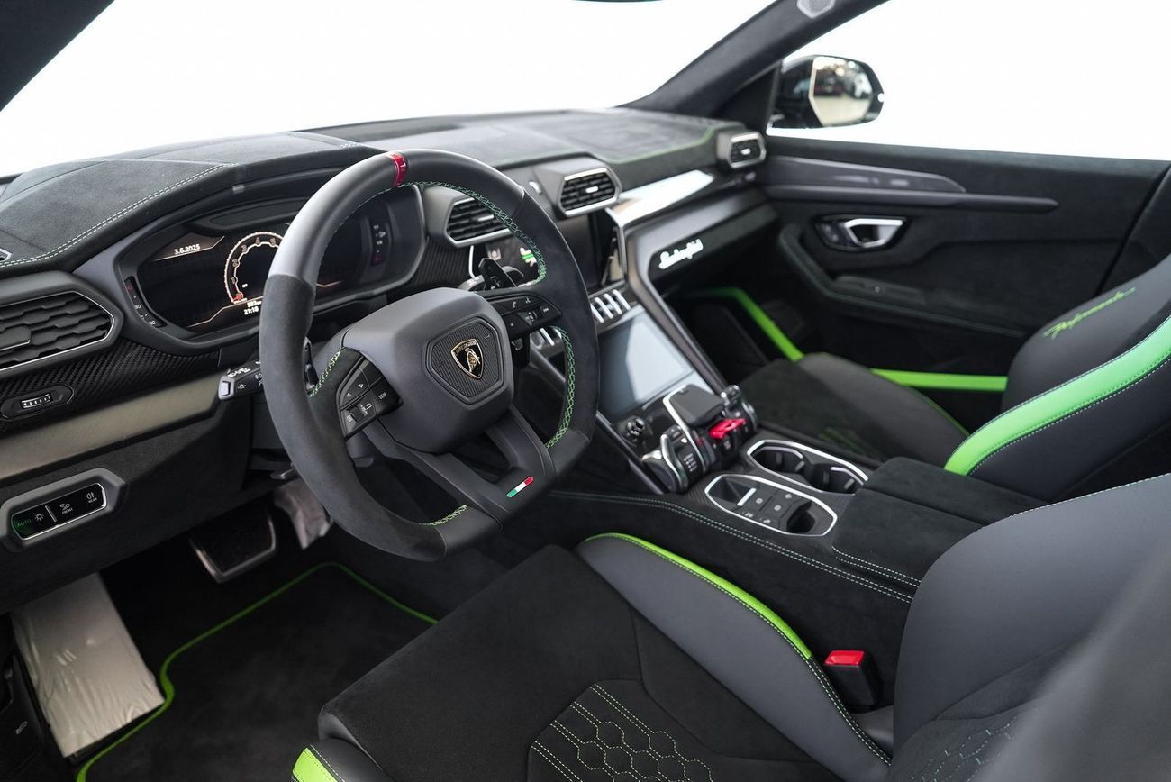Lamborghini Urus 4.0T V8 Performante