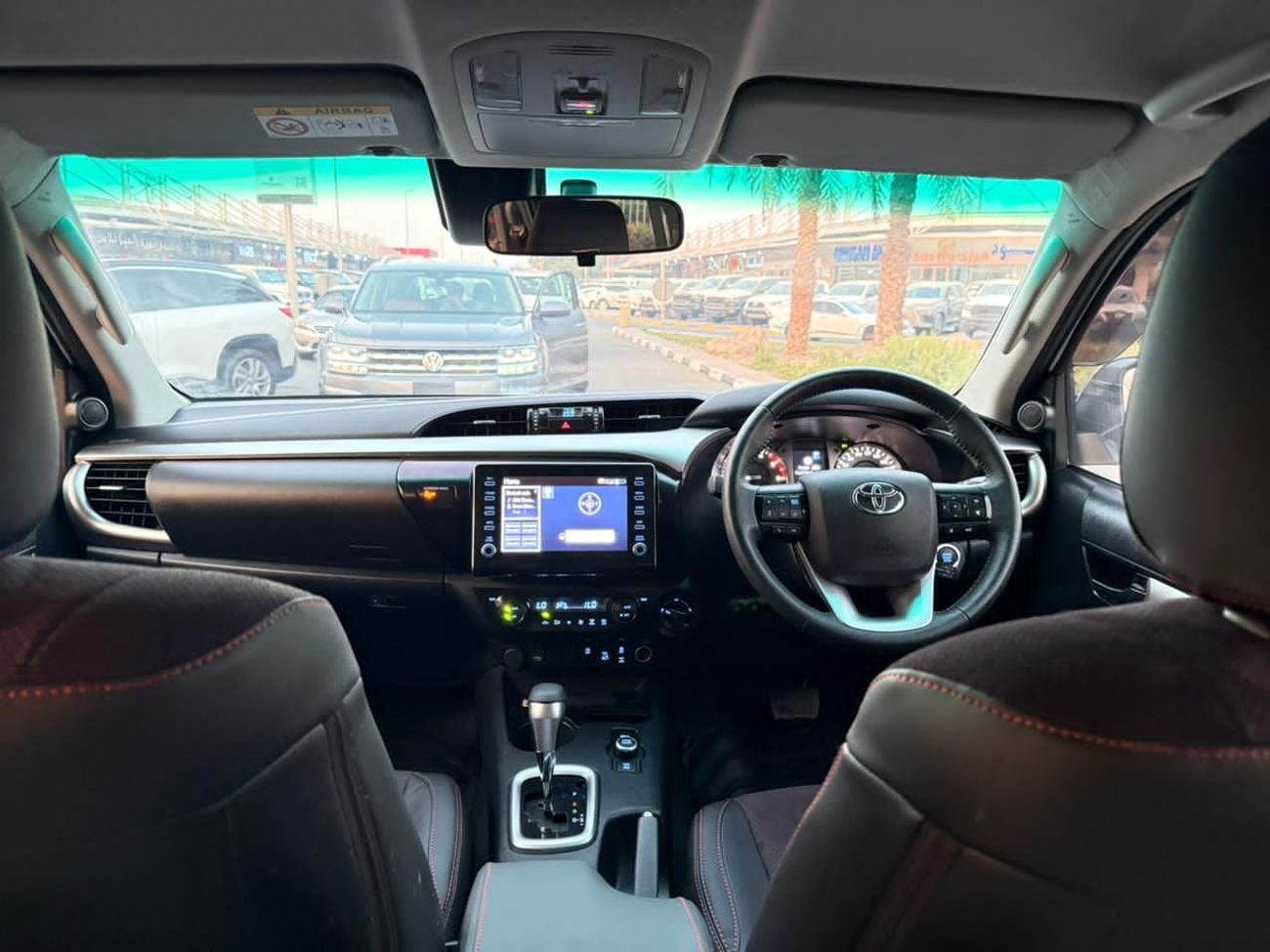 تويوتا هيلوكس TOYOTA HILUX PICK UP SR5 GR SEATS 2024 WHITE 4WD AT DIESEL = RIGHT HAND