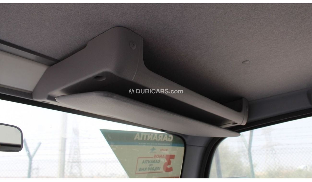 New Isuzu NPR 4570 CC 71 INSULATED BOX VAN MT 2023 for sale in Dubai