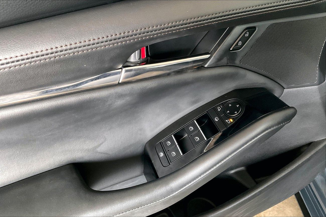 Mazda 3 Evolve | Guaranteed Warranty | 0 Down Payment