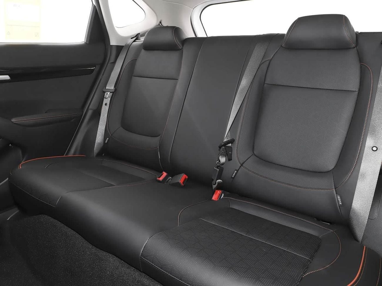 Kia Seltos Kia Seltos Premium 1.5L - White & Black Inside Black