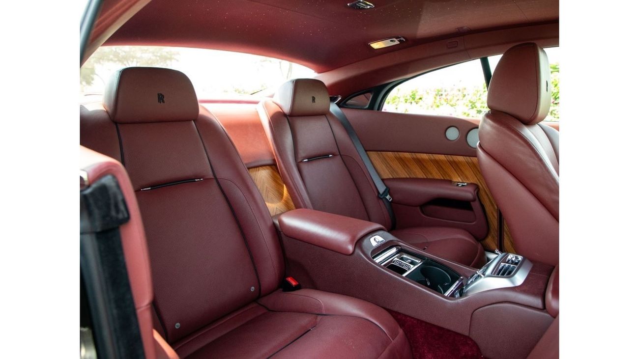 Rolls-Royce Wraith Std Coupe RWD. GCC Spec