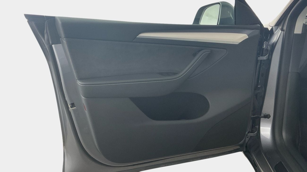 تسلا موديل Y Performance (Dual Motor) | upto AED 20,000 Ramadan Discount | شامل الضمان | 0 ﺪﻔﻋﺓ ﺃﻮﻟﻯ