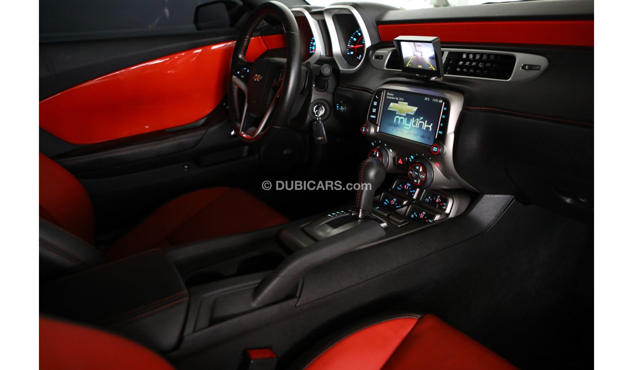 Chevrolet Camaro 2015 RS (Full Option)