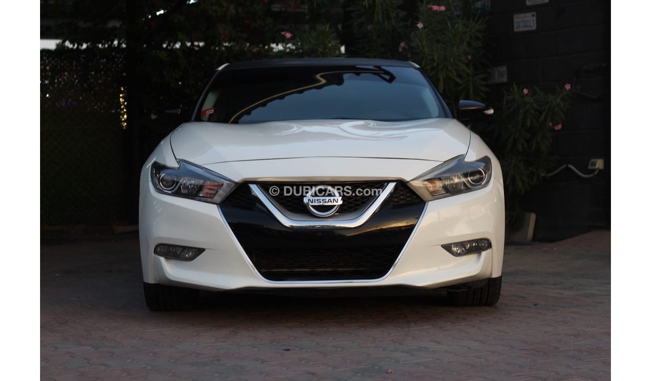 Nissan Maxima SV