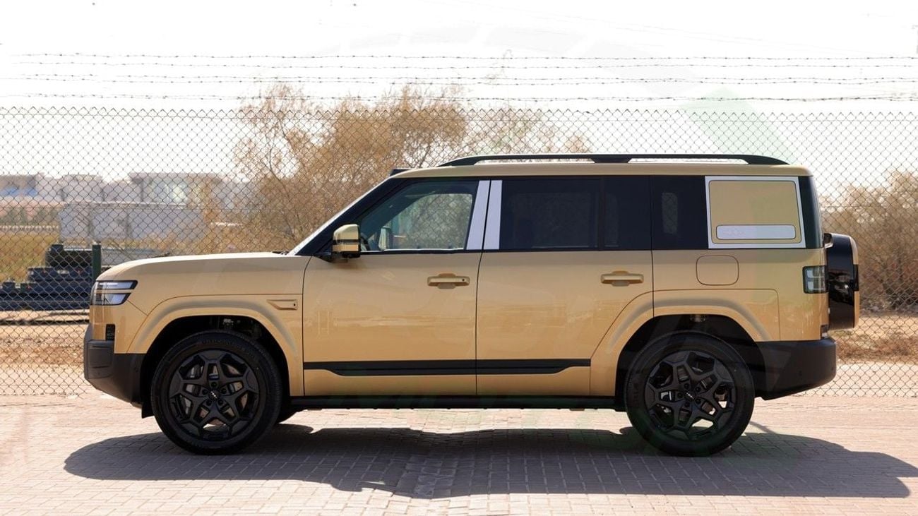 بي واي دي ليوبارد تيتانيوم 7 ( Only For Export ) 2025 BYD Leopard 7 Ultra 1.5T Plug-in Hybrid BRAND NEW