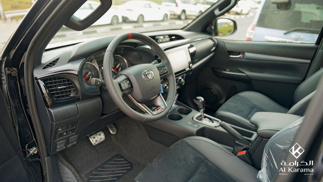 تويوتا هيلوكس محرك V6 سعة 4.0 لتر | كامل المواصفات | كاميرا 360 درجة | قفل تفاضلي | مبدلات سرعة يدوية | مقعد كهربا
