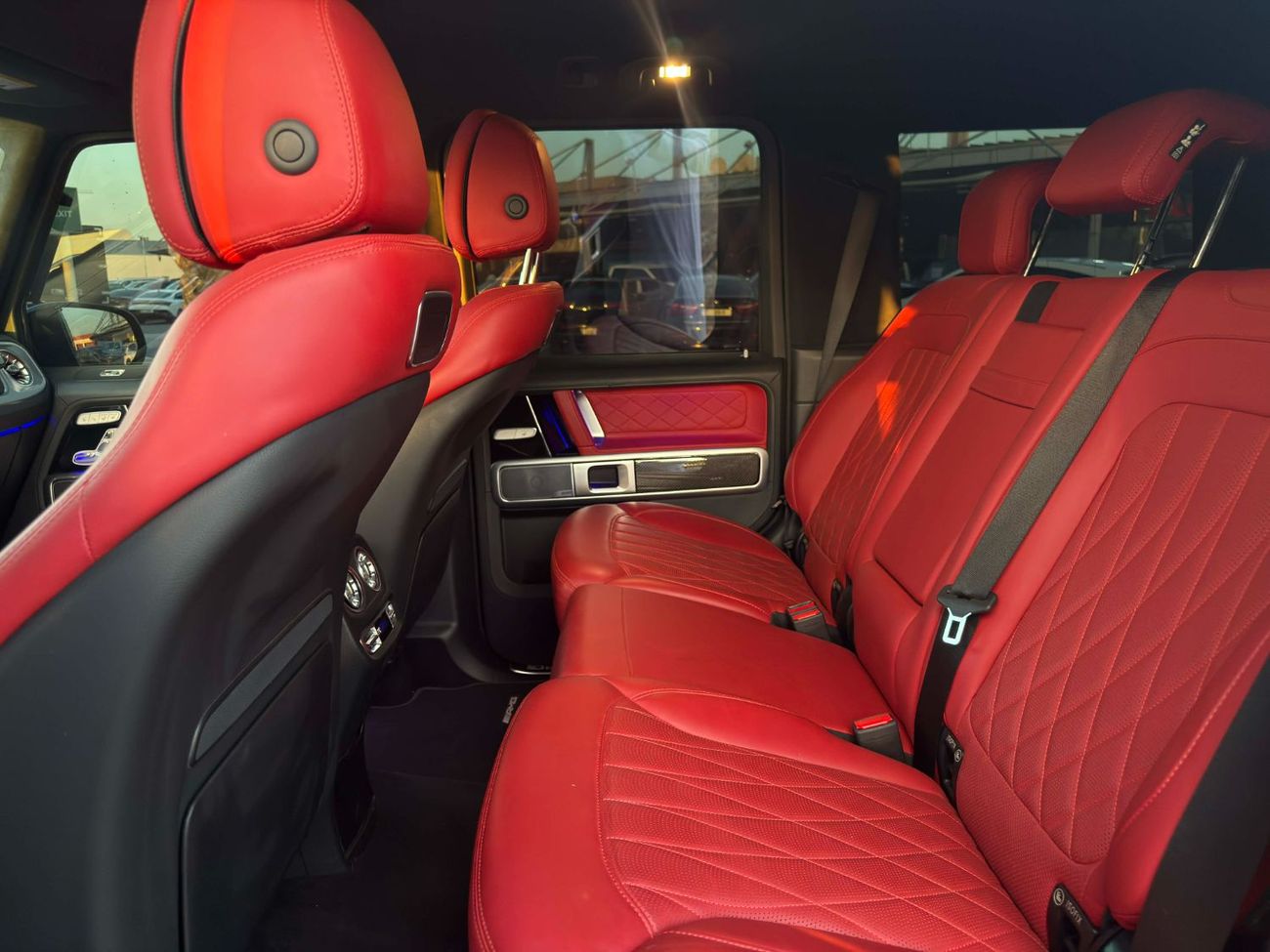 مرسيدس بنز G 63 AMG GCC SPEC NEAT AND CLEAN UNDER WARRANTY