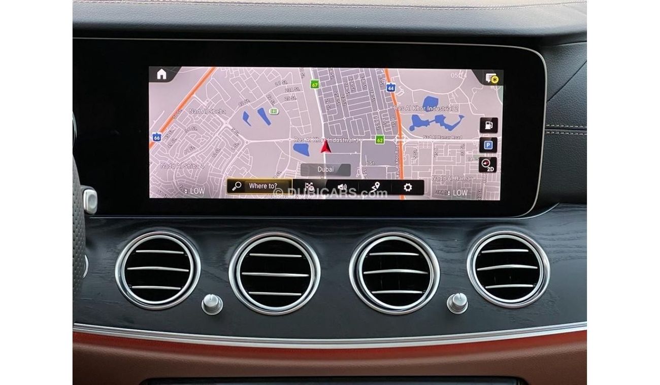 مرسيدس بنز E200 MERCEDES BENZ E300 2023 GCC AMG FULL OPTIONS WARRANTY WITH SERVICE CONTRACT 5 YEARS