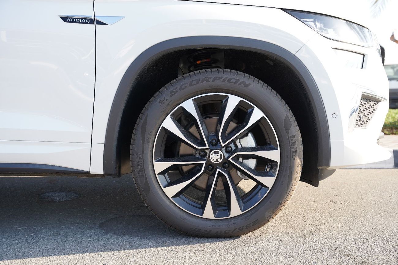 Skoda Kodiaq 2022 Skoda KODIAQ TSI330 7-Seater 2.0L FWD 0Km