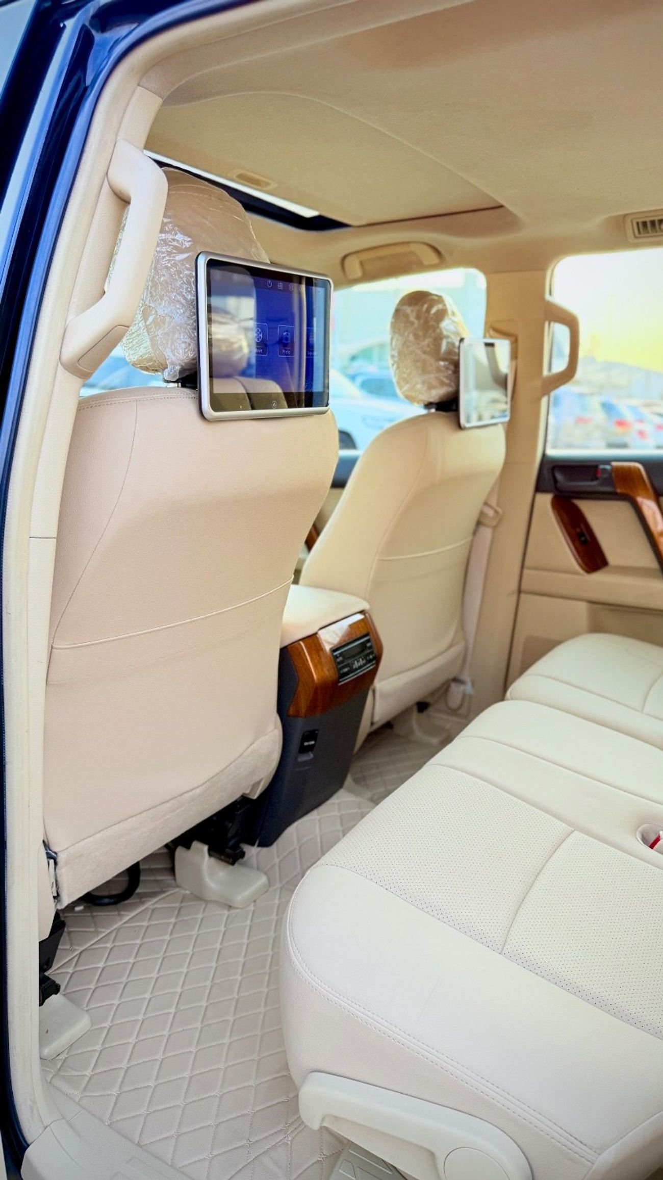 تويوتا برادو 2016 VXR Facelift To 2023 Shape LHD Full Option Top Of The Range Very Clean And Perfect Condition