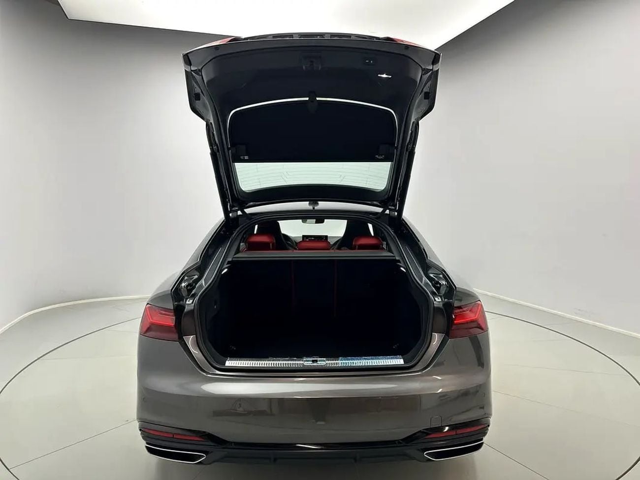 Audi A5 40 TFSI EXCLUSIVE EDITION S Sportback S line 40 TFSI 190hp Run Out Edition (Ref# 27784)