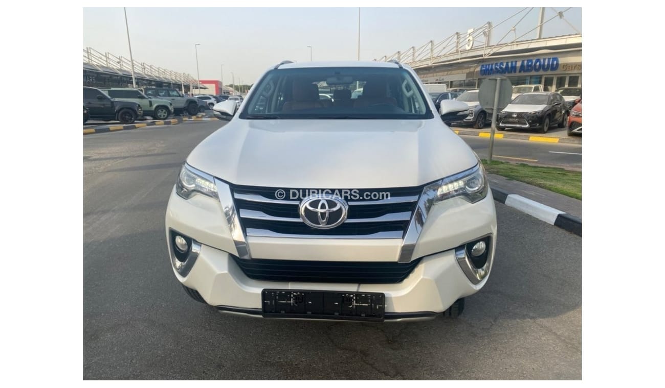 تويوتا فورتونر VXR