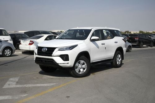 Toyota Fortuner 2.4L V4 Diesel Automatic  7 Seats GCC (Ready Stock)