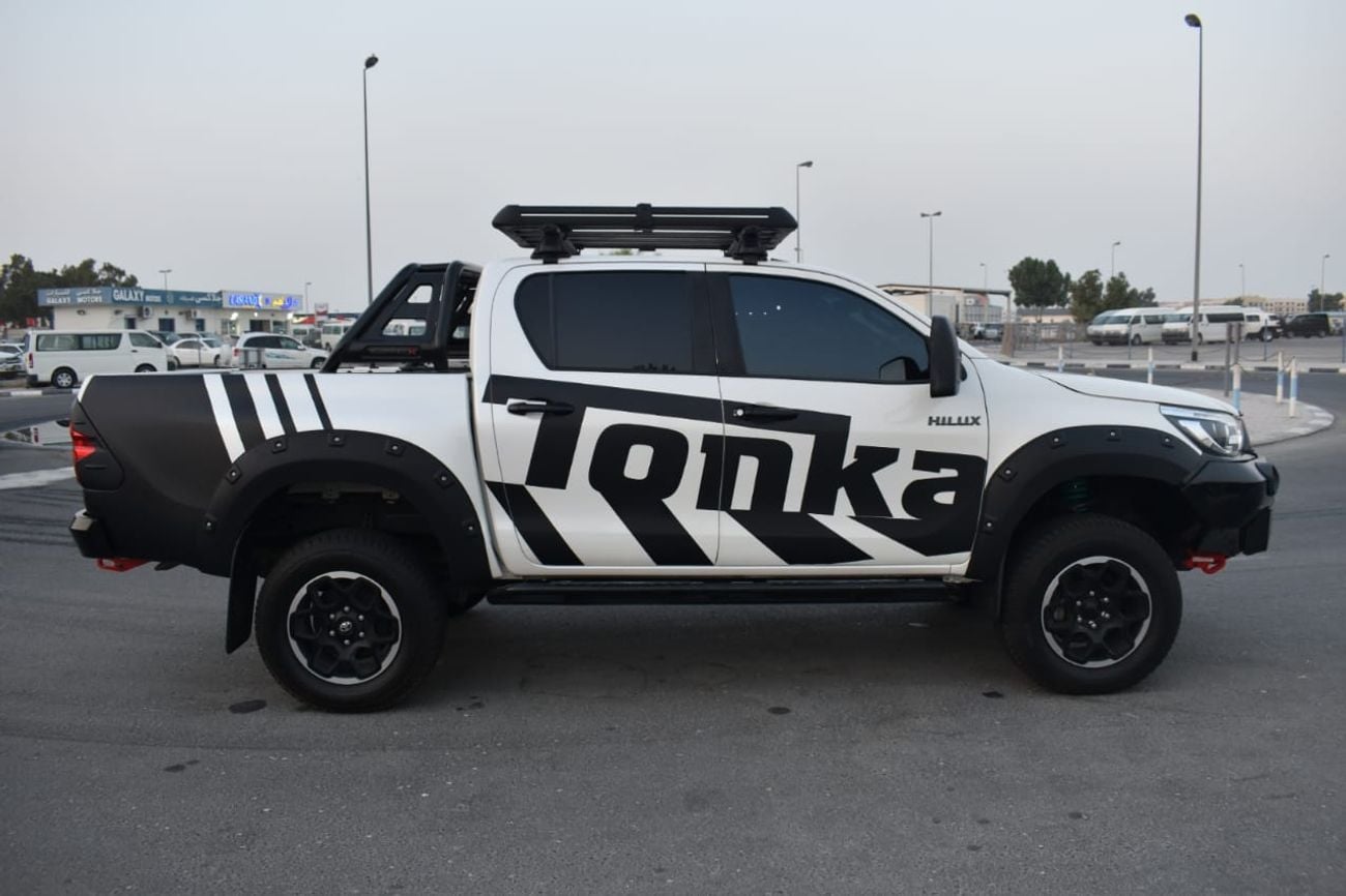 Toyota Hilux GLX diesel right hand drive 2,8l automatic gear only for export available