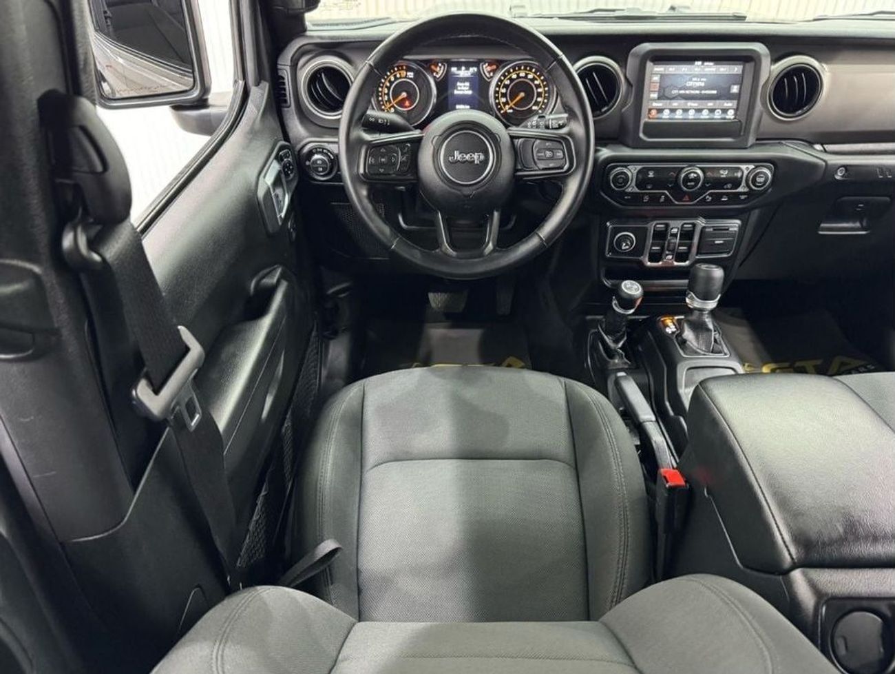 Jeep Wrangler Unlimited Sport 3.6L A/T