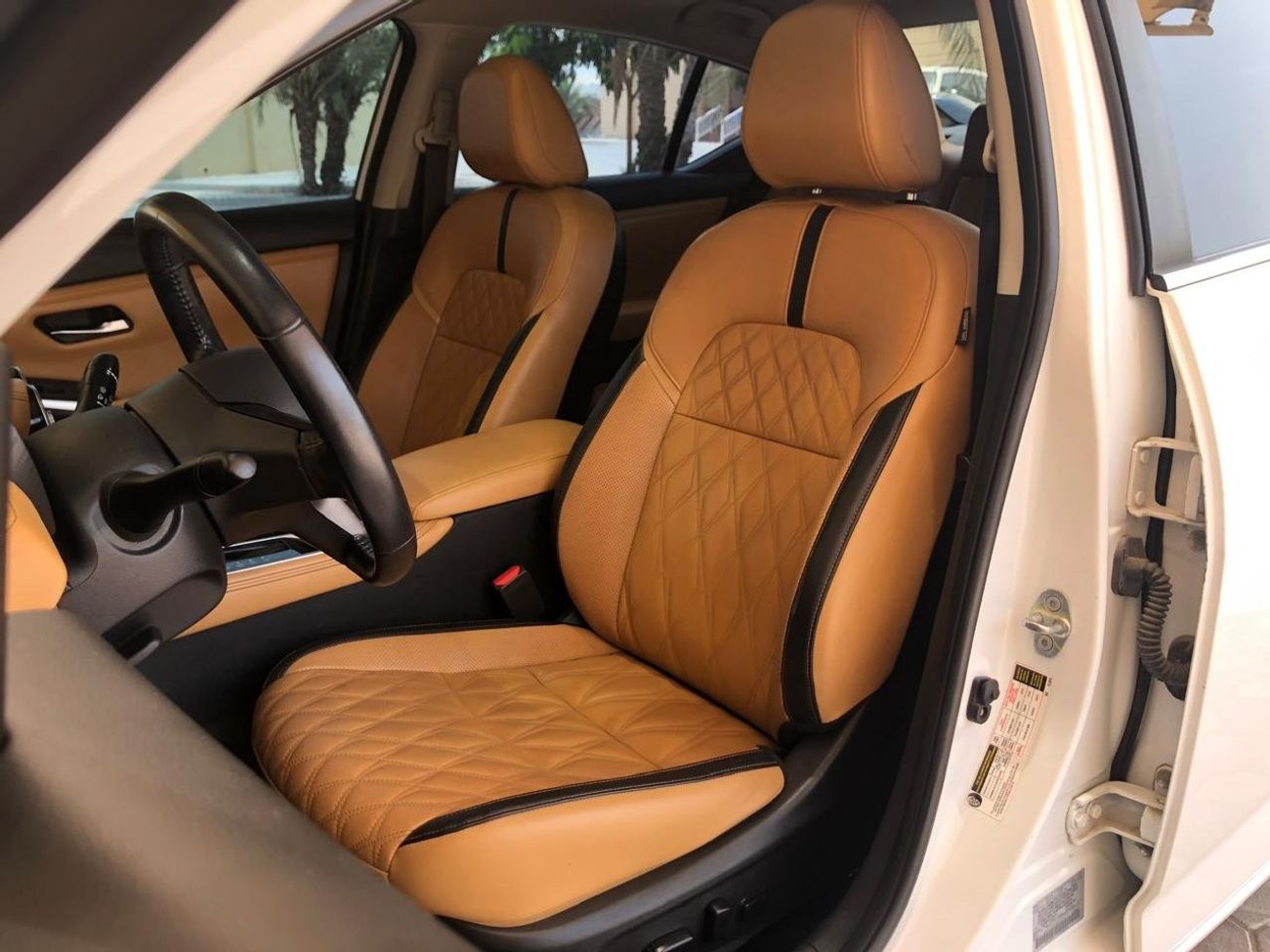 Nissan Sentra SL Nissan Sentra SV 2020-USA top of range ‎نيسان سينترا sv 2020 وارد أعلى مواصفات  2.0L V4