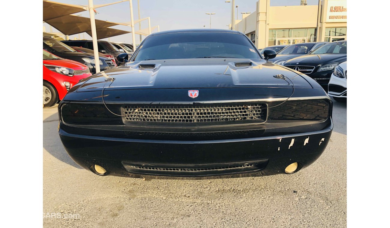 Dodge Challenger SRT8