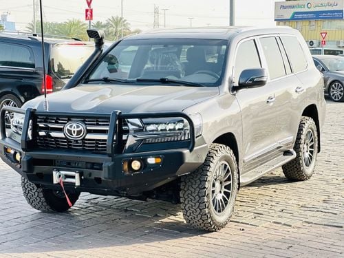 تويوتا لاند كروزر GXR1