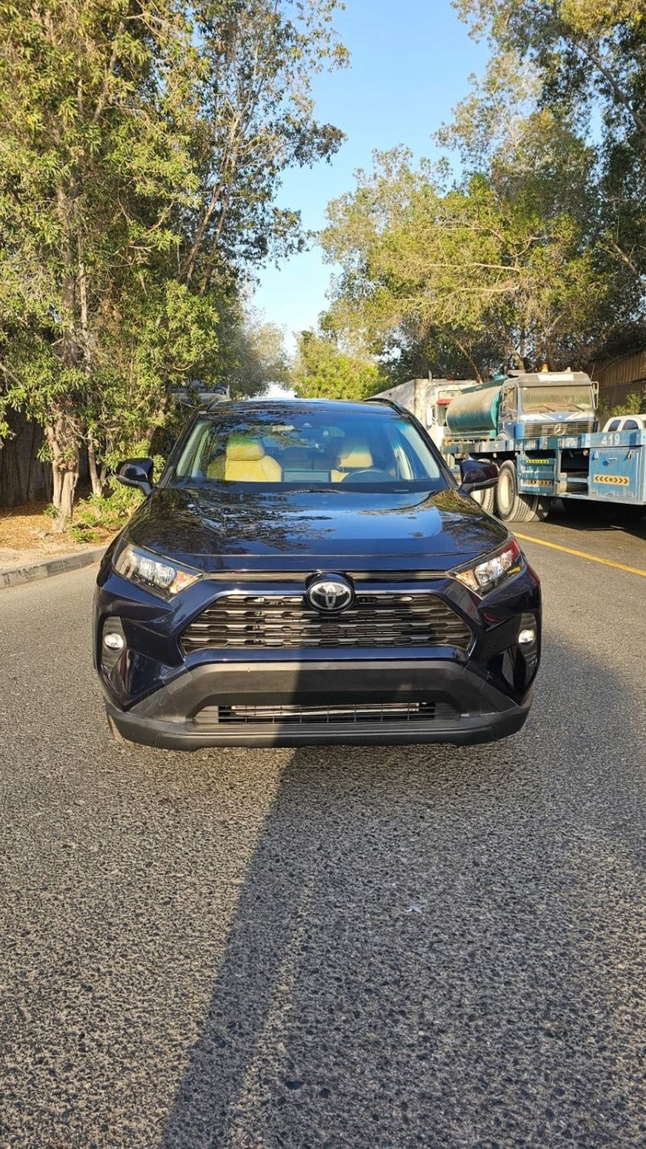 تويوتا راف ٤ Full option clean car