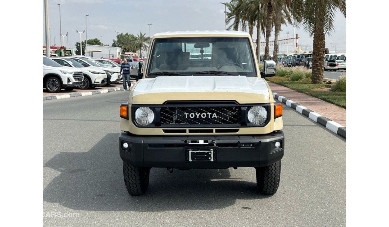 تويوتا لاند كروزر بيك آب 4.0L BEIGE WINCH DIFFLOCK