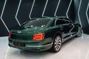 Bentley Flying Spur 2022 Bentley Flying Spur V8, Mulliner Driving Specs, Rare Green, Rear Touchscreen!!
