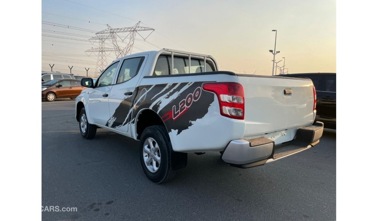 Mitsubishi L200 “Offer”2017 Mitsubishi L200 4x4 / 2.5l -v4  -UAE PASS