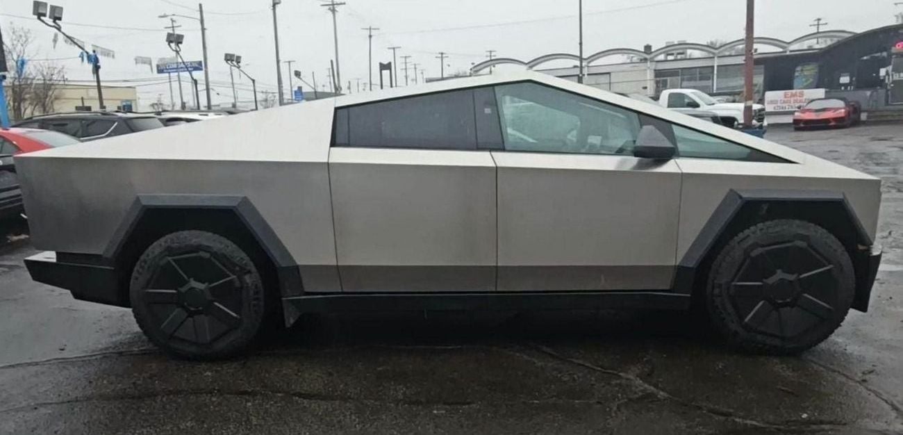 Tesla Cybertruck TESLA CYBERTRUCK DUAL MOTOR 600HP