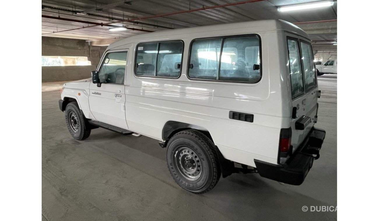 تويوتا لاند كروزر 70 2023 YM LC 78 4.5 DSL 3 DOOR HTOP