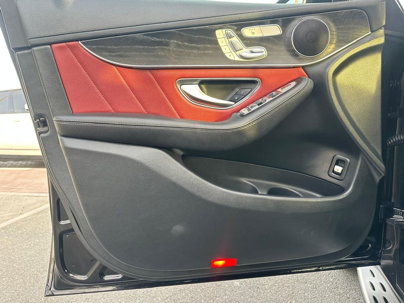 مرسيدس بنز GLC 250 Coupe AMG 2.0L
