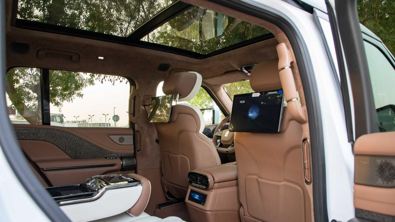 يانغوانغ U8 DM-i PREMIUM EDITION | 22" Alloy with Float Mode | 2025 | For Local Registration +10%