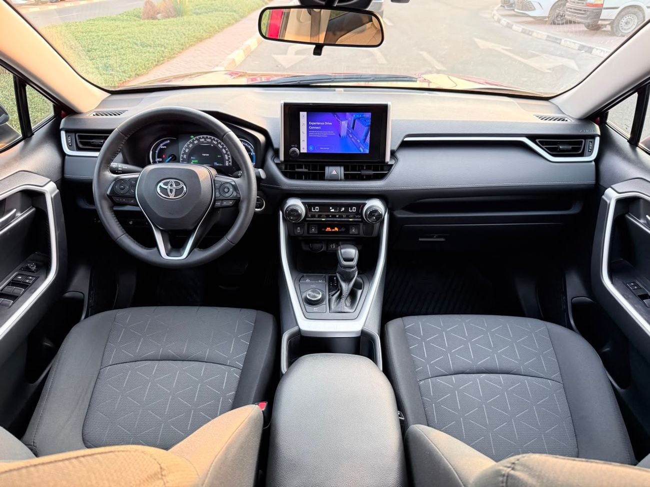 تويوتا راف ٤ XLE HEV Hybrid