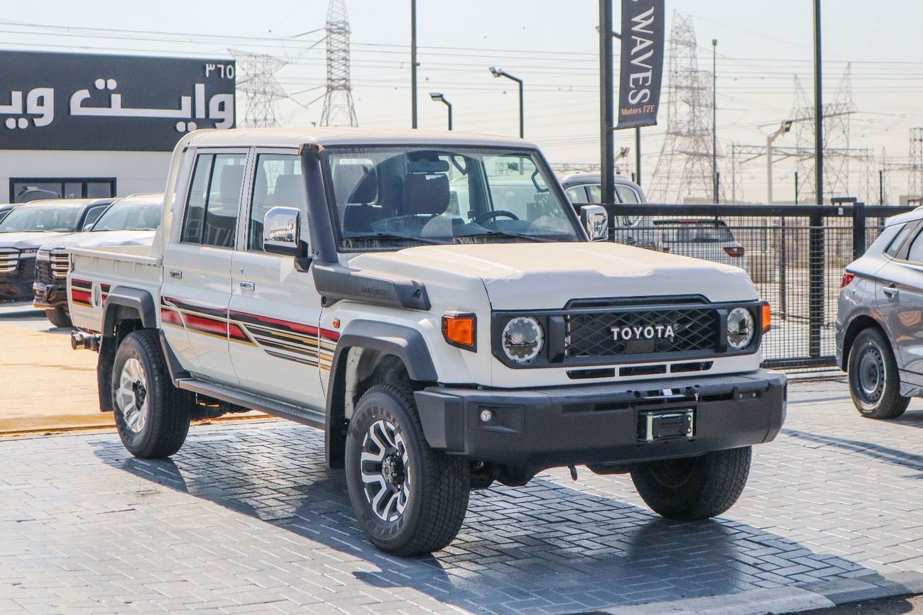Toyota Land Cruiser Pick Up Std 4.0L Double Cab Utility 4WD Toyota Land Cruiser 70 Series (GRJ79, 4.0L, Double Cab, 4WD)