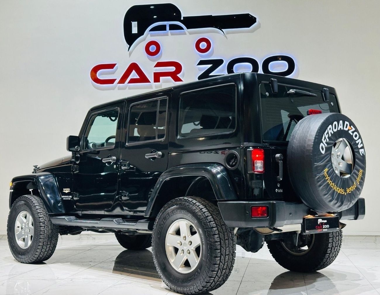 Jeep Wrangler Unlimited Sahara 3.6L A/T