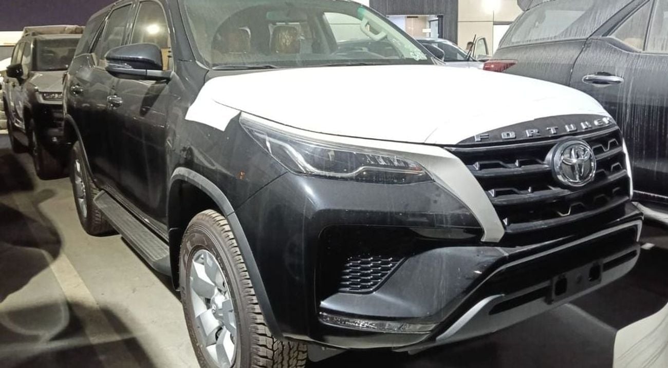 Toyota Fortuner GX2 4X4 Diesel 2.4L