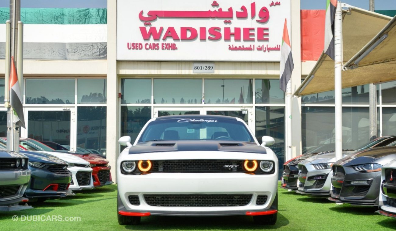 دودج تشالينجر Dodge Challenger SXT V6 2018/Leather Seats/Very Good Condition